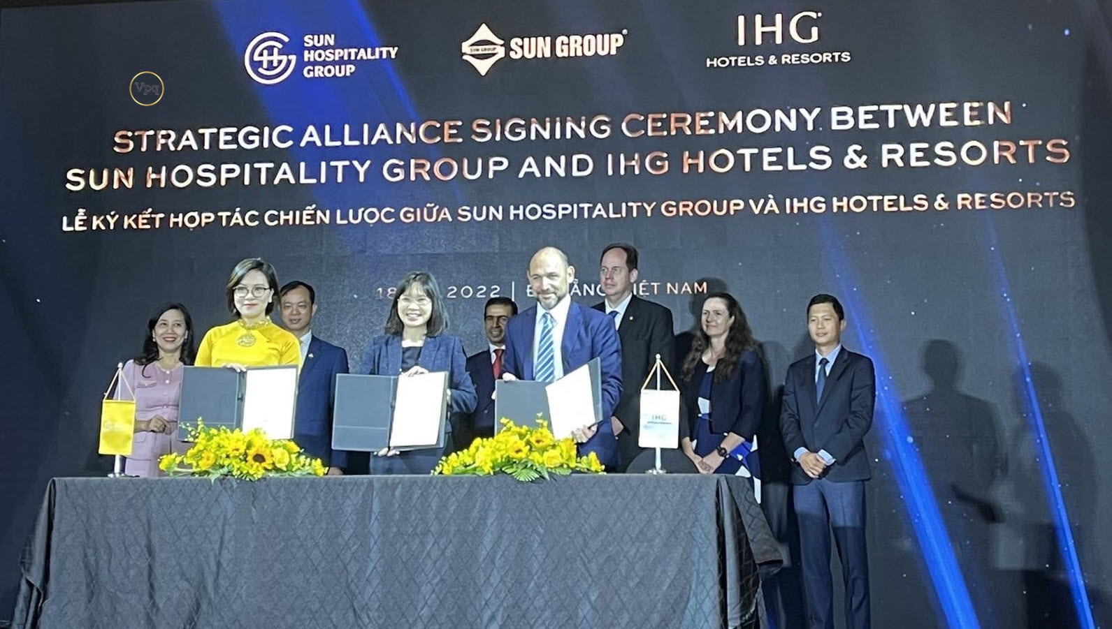 Lễ ký kết hợp tác chiến lước giữa Sun Hospitality Group và IHG Hotels & Resorts