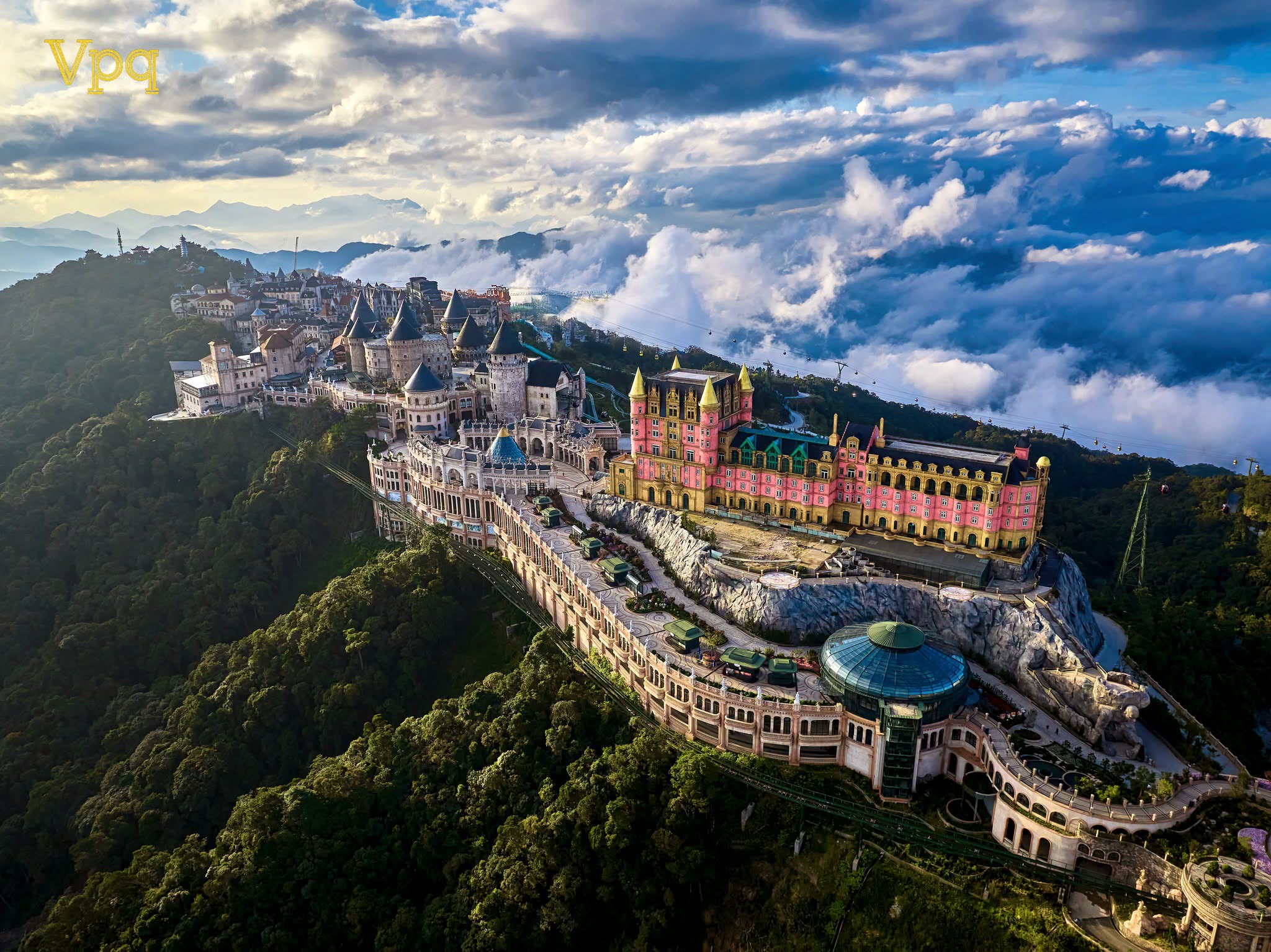 C&ocirc;ng tr&igrave;nh B&agrave; N&agrave; Hills của Sun Group tại Đ&agrave; Nẵng