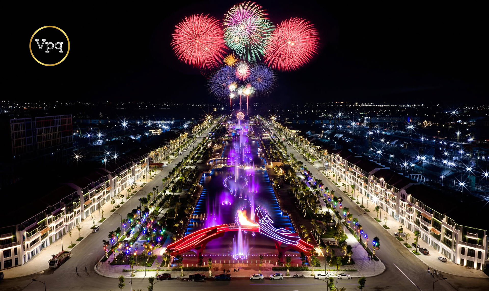 Trục C&ocirc;ng vi&ecirc;n lễ hội Sun Urban City rực rỡ về đ&ecirc;m