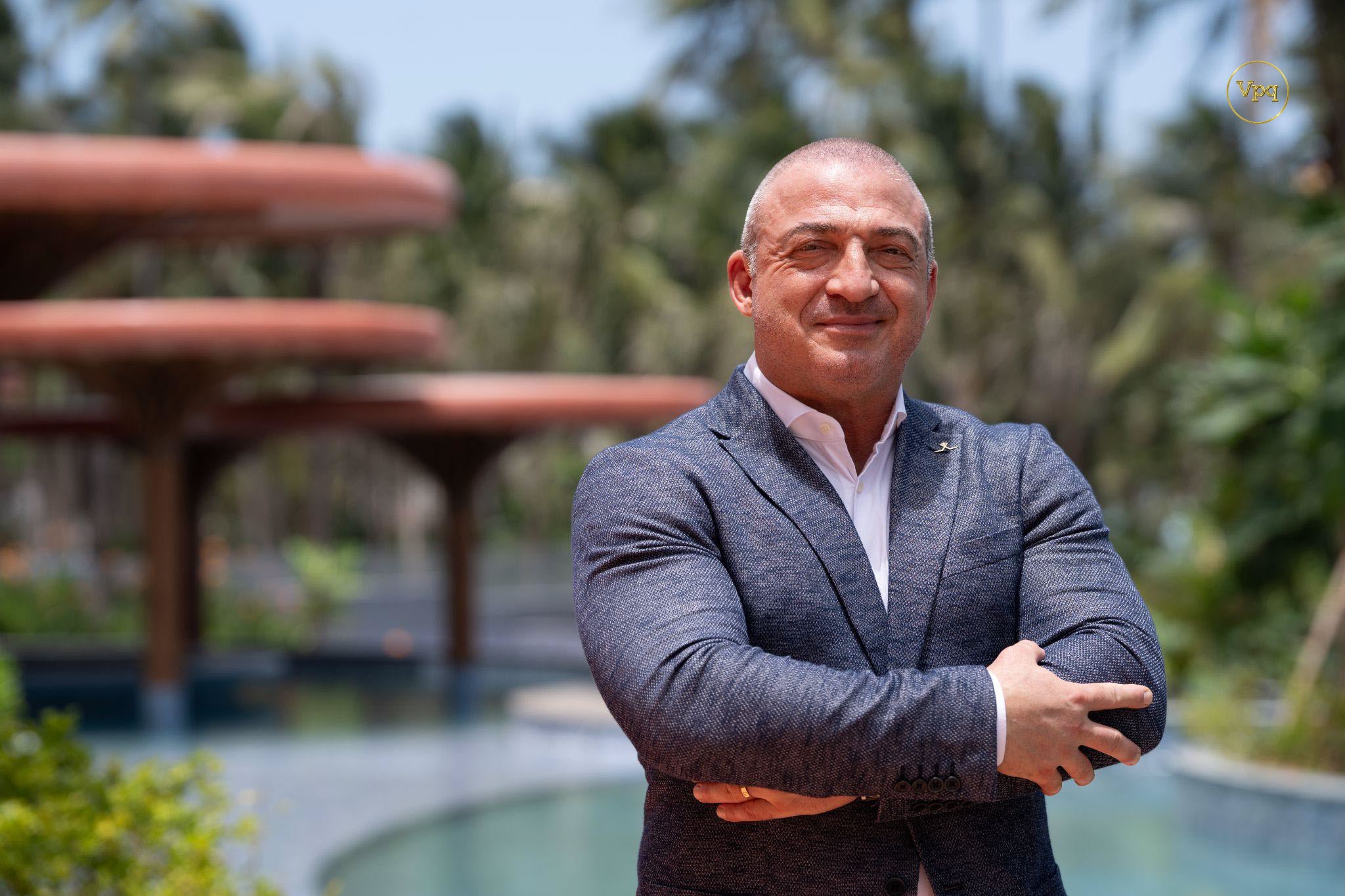 Ông Stefano Capaccetti