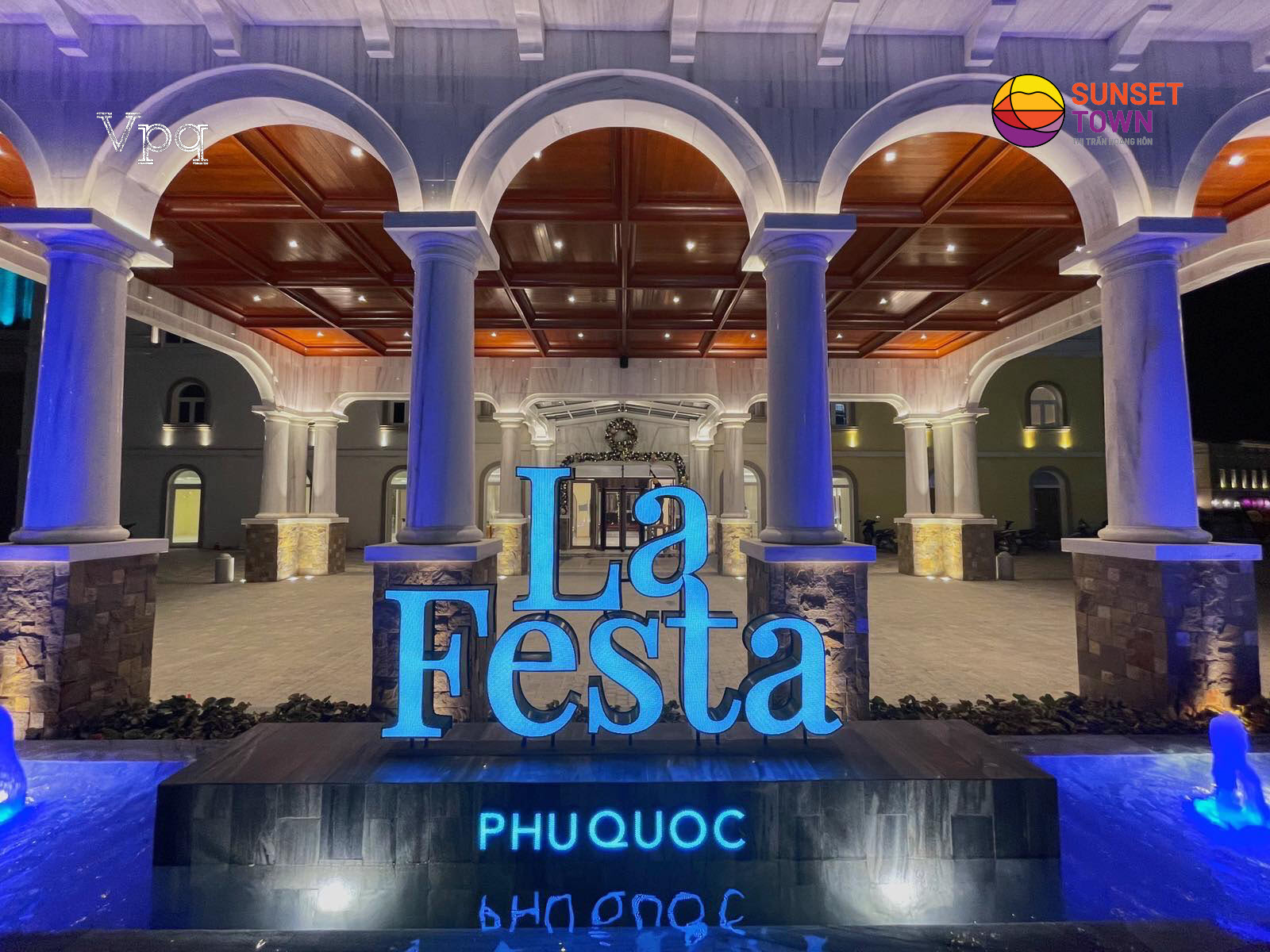 Khách sạn đẳng cấp 5 sao quốc tế La Festa Phu Quoc