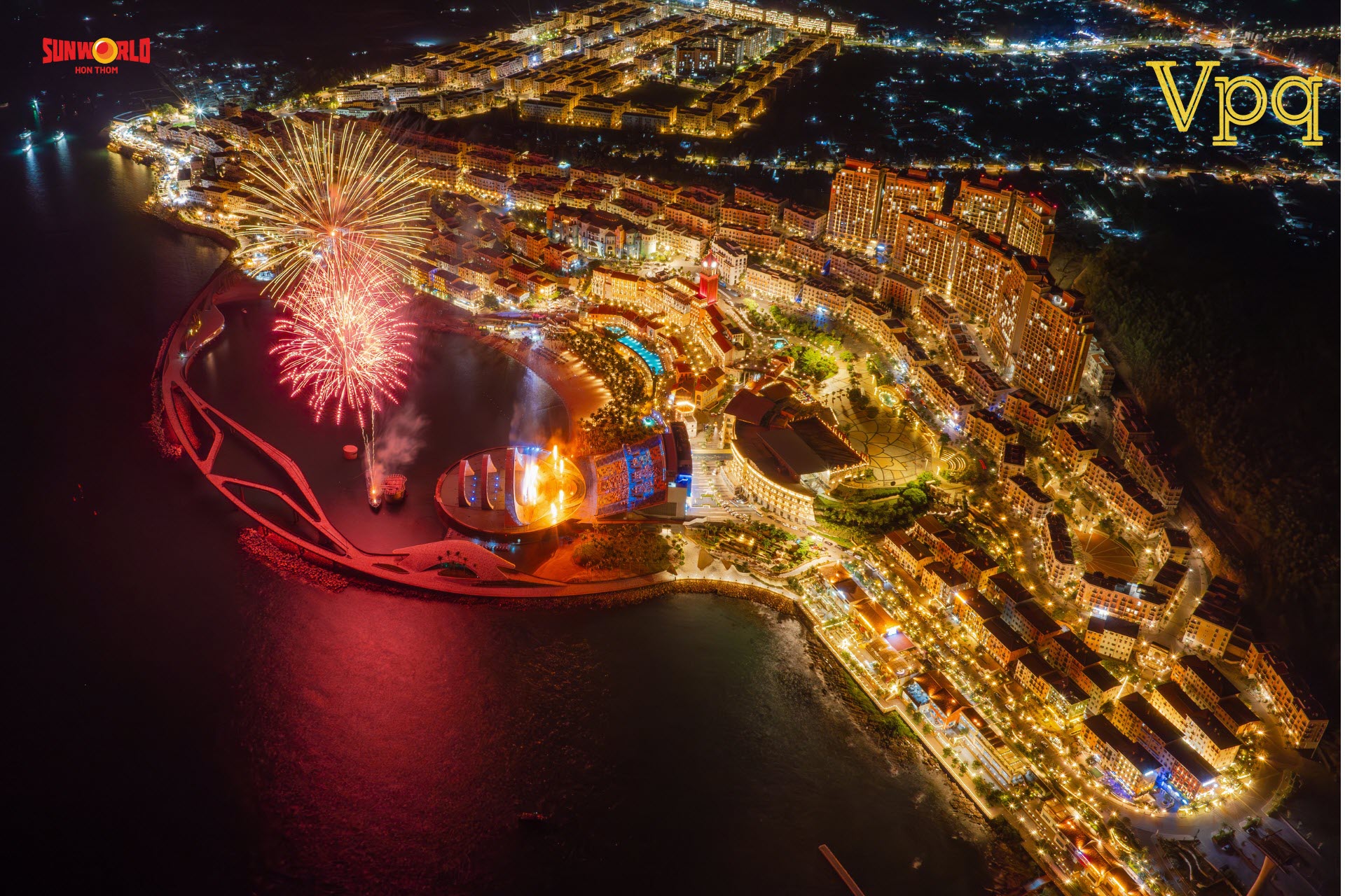 Thị trấn Hoàng hôn ở Phú Quốc - Sunset Town