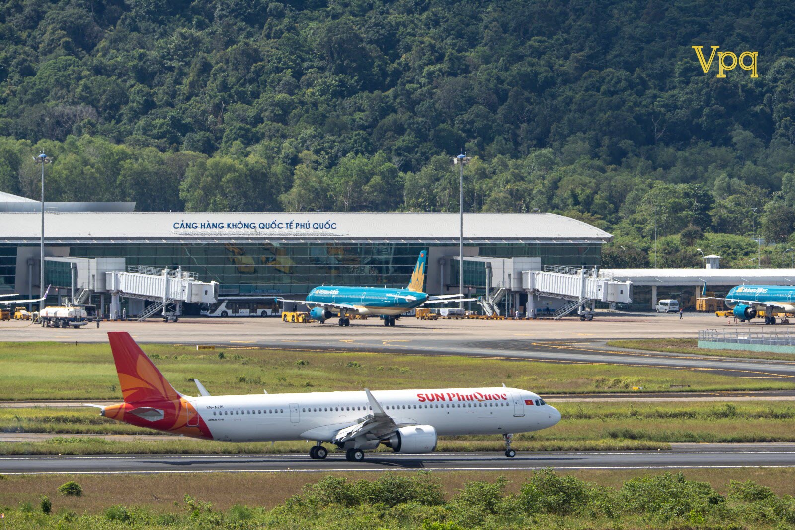 Năm 2025, Sun Group ch&iacute;nh thức ra mắt h&atilde;ng h&agrave;ng kh&ocirc;ng Sun PhuQuoc Airways (SPA)