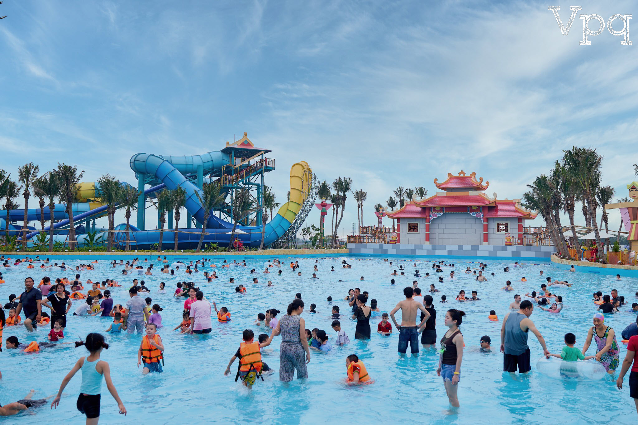 Công viên nước Sun World Hà Nam do Sun Group đầu tư đã chính thức khai trương ngày 10/5 vừa qua