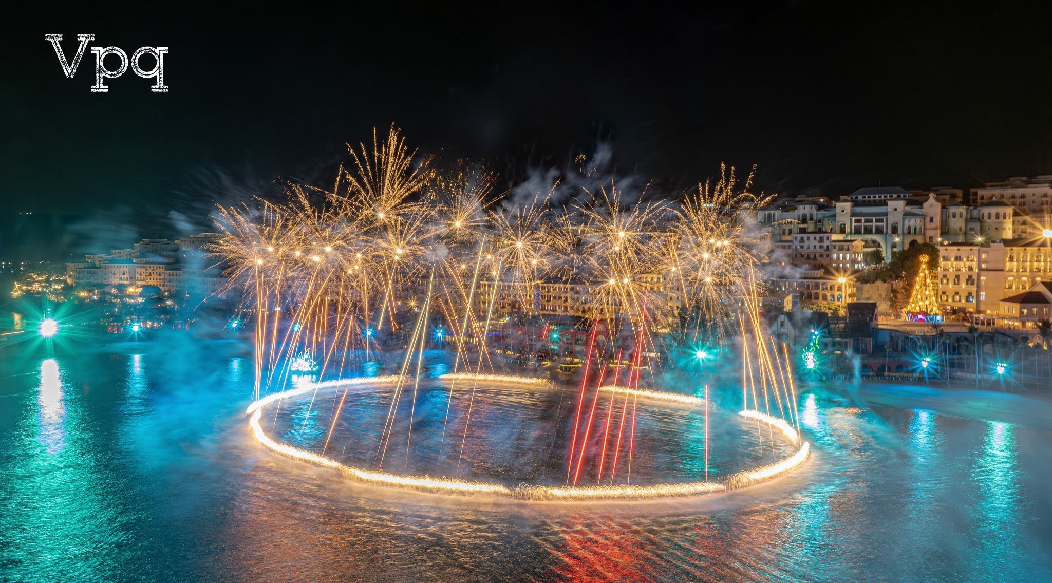 Pháo hoa tại Symphony Of The Sea