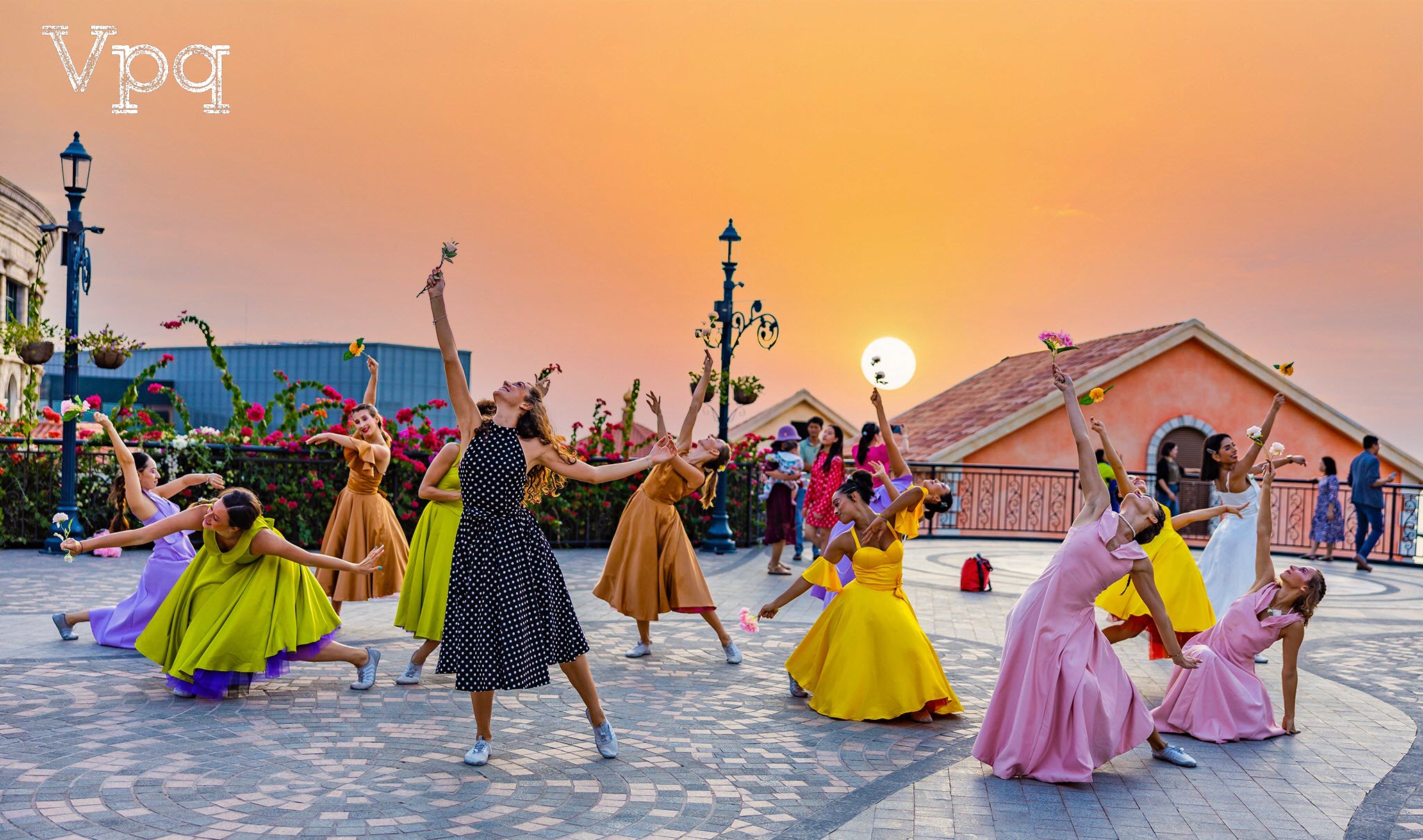 Những vũ điệu quyến du của các vũ công tại Thị trấn Hoàng Hôn