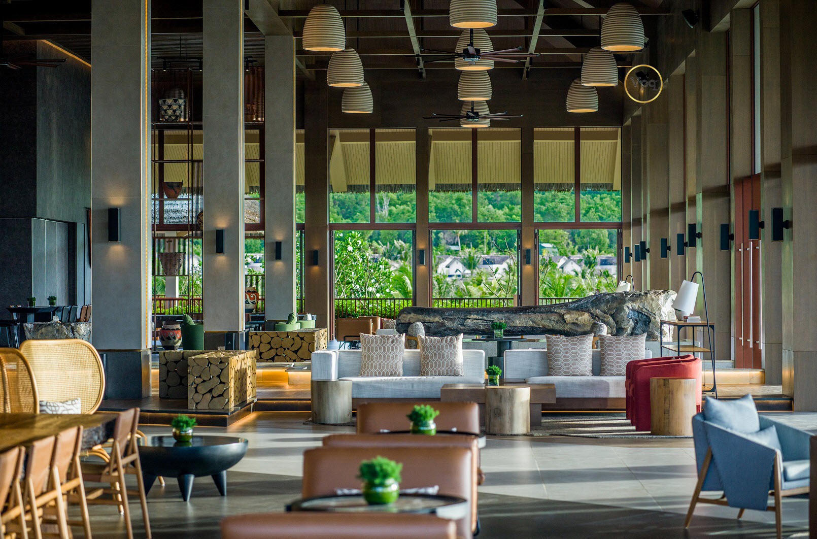 Khu vực sảnh lễ tân tại New World Phu Quoc Resort