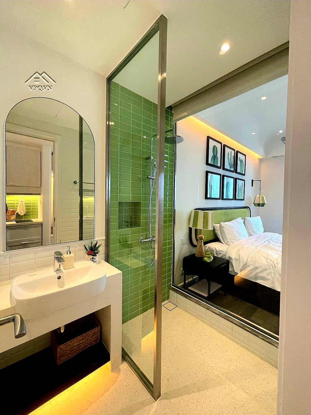 Phòng vệ sinh cùng tông màu với phòng ngủ tạo sự đồng điệu